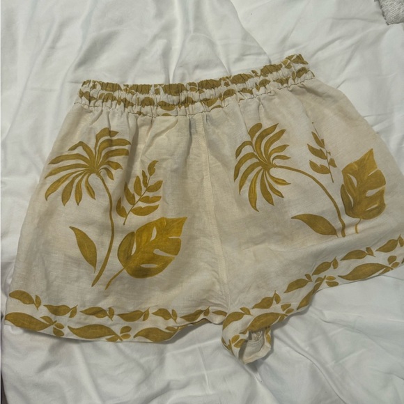 Zara Linen Shorts in White / Gold size S - Picture 7 of 9